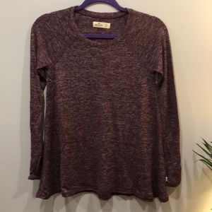 Cute Hollister Loose maroon long sleeved tee